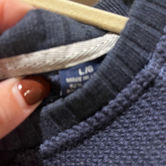 Tommy Bahama  navy blue sweater size Lg. - Picture 3 of 4